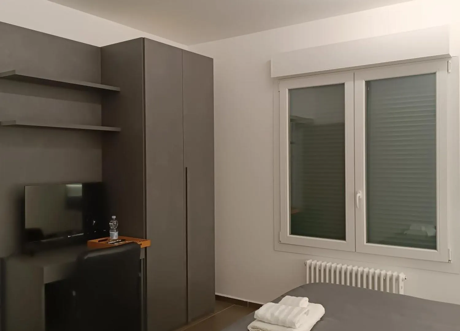 Civico 14 Holiday Rooms Suzzara Alloggio in famiglia